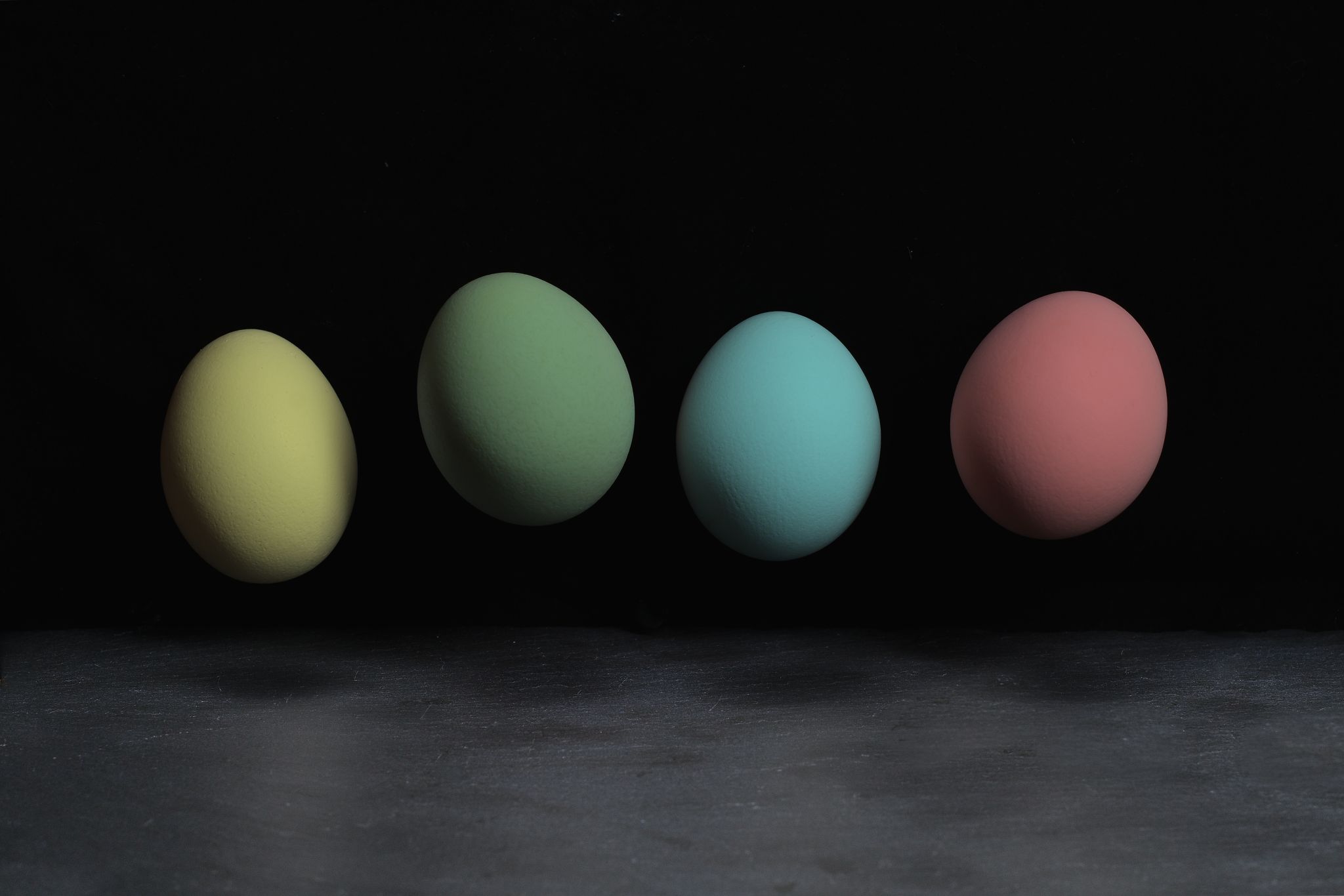 levitující velikonoční vejce